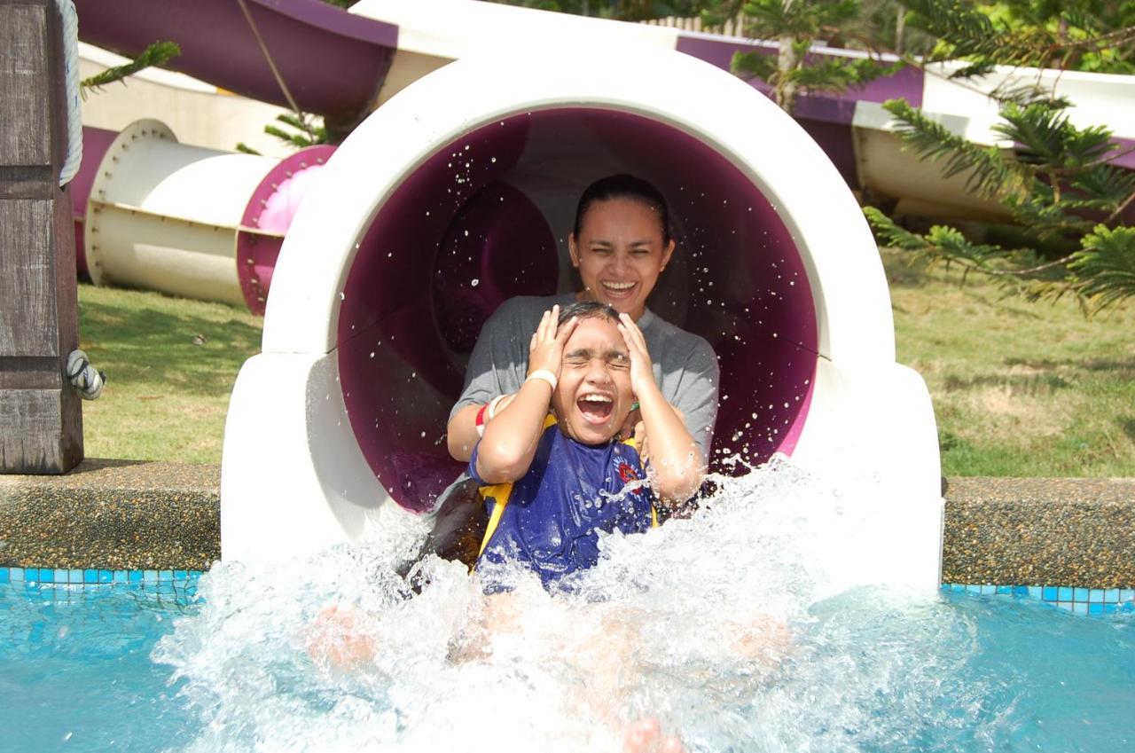 Arabian Bay Resort@ Bukit Gambang Resort City Eksteriør bilde